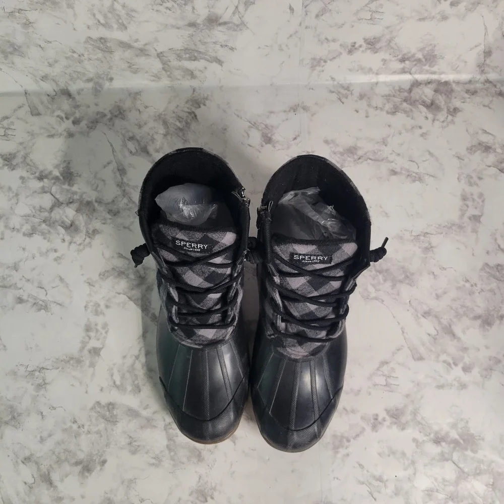 Sperry Saltwater Duck Boots Womens Black Grey Buffalo Plaid‎ Flannel
